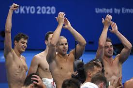 Japan's honda tomoru and italy's federico burdisso finished second and third, respectively, with 1:53:73 and 1:54:75.honda's efforts provided the host nation with its second. Tokio 2020 Milak Kristof Es Hosszu Katinka Gond Nelkul Elodontos