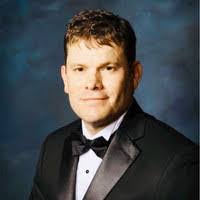 Kris Sparks's Instagram, Twitter & Facebook