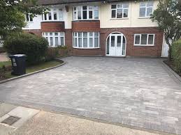 Driveway design front garden ideas driveway resin bound driveways front driveway ideas resin bound drives are our premium range of driveways, the finished surface is an extremely driveway design small backyard gardens garden design ideas uk backyard house front victorian. Driveway Stone Driveway Ideas Diamond Driveways Driveways Essex