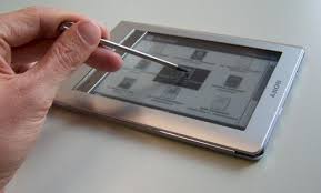 Kaufberatung E Book Reader Welches Lesegerat Zu Ihnen Passt Teltarif De News