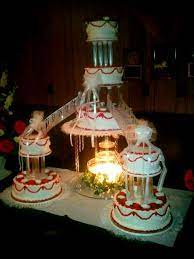 5 Tier Wedding Cake With Fountain And Crystal Bridges Staircase Wedding Cake Fountain Wedding Cakes Bling Wedding Cakes