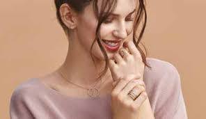 Monique Stclair's Instagram, Twitter & Facebook