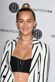 February 8, 2001 place of birth: Suede Brooks Bio Facts Latest Photos And Videos Gotceleb