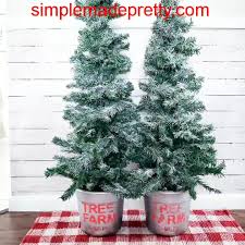 Here are 15 fun craft ideas for making your own beautiful christmas decorations with dollar tree items! 40 Diy Dollar Store Christmas Decorations Simple Made Pretty 2021
