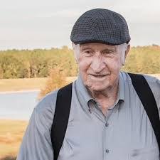 Fred Stringer's Instagram, Twitter & Facebook