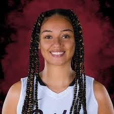 Kiki Brooks's Instagram, Twitter & Facebook