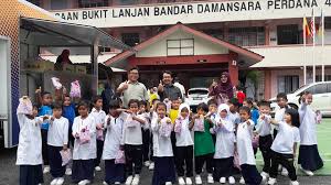 Kami warga sekolah kebangsaan damansara jaya 1 menyatakan sokongan kepada seluruh rakyat palestin yang diserang rejim zionis israel. Food Truck Mbpj Sekolah Kebangsaan Bukit Lanjan Asli Facebook