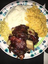 The salad is the most suitable for serving with mac and cheese as it has a deep flavor and smell, and it is crunchy, which compliments the creamy mac and cheese. Homemade Bbq Short Ribs W Mac N Cheese Mashed Potatoes And Corn Food Recipes Homemade Bbq Bbq Short Ribs Food