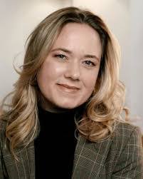 Rebecca Halpern's Instagram, Twitter & Facebook