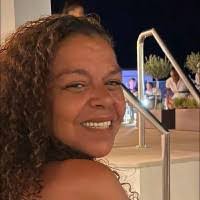 Linda Coronel's Instagram, Twitter & Facebook