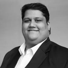 👁 2018: blink : 2023 👁 Once upon a time in 2018, I was all set to conquer  the corporate world with a mindset as ambitious as Dwight Schrute's. Fast  forward to