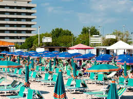 From $166 per night 9.4 awesome 49 reviews hotel sayonara hotel in cattolica central location. Der Strand Von Cattolica Hotel Cormoran