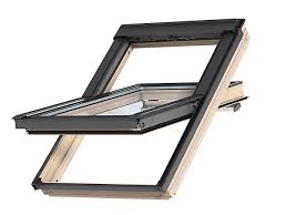 Fenetre De Toit A Rotation Velux Standard Clearfinish Bois Pin L 78 X H 98 Cm Ggl 3054 Mk04 Castorama