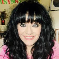 Lillyanne Psychic Medium added...