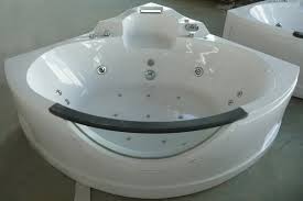 Invest in the best whirlpool tub that perfectly suits your needs and have the best relaxing baths every day. Jacuzzi Whirlpool Bathtub Faucets Bathtub Faucet