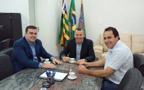 Governou o estado de 1995 a 1998. Delegado Geral Recebe Prefeito E Vice De Aparecida De Goiania Policia Civil Do Estado De Goias