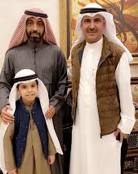 لقاء دكتور القانون عبيد الوسمي عبر برنامج لقاء الراي مع محمد المؤمن عن موقفه من الوضع السياسي الحالي والمشاركة في الإنتخابات من عدمها والخلافات داخل المعارضة و قضية سحب الجناسي و قضية فهد الرجعان وأزمة أسعار النفط. Ù…Ø­Ø¨ÙŠÙ† Ø¯ Ø¹Ø¨ÙŠØ¯ Ø§Ù„ÙˆØ³Ù…ÙŠ Pa Twitter Ø£ÙØ±Ø§Ø­ Ø§Ù„ÙˆØ³Ù…ÙŠ Ø§Ø­Ù…Ø¯ Ù…Ø­Ù…Ø¯ Ø¨Ù† Ø¹Ø¨ÙŠØ¯ Ø§Ù„ÙˆØ³Ù…ÙŠ