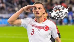 Merih demiral geçen sezonun başında ücretsiz olarak alanyaspor tarafından sporting lizbon'dan 3.5 milyon euro satın alma opsiyonuyla kiralandı. Merih Demiral In Fenerbahce Den Ayrilis Oykusu Istemediler