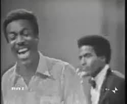 Download our lovely, colourful and beautiful animated birthday animations with greetings for loved ones, relatives, friends and collegues. Wilson Pickett Gifs Get The Best Gif On Giphy
