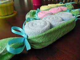 Baby Washcloth Pea Pod Unique Baby Shower Gifts And Favors Etsy Baby Shower Crafts Baby Washcloth Diy Baby Shower Gifts