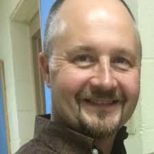 Shelly Bray's Instagram, Twitter & Facebook