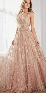 Top 7 Unique And Elegant Rose Gold Wedding Ideas That You Can T Miss Gold Wedding Gowns Rose Gold Wedding Dress Rose Gold Gown