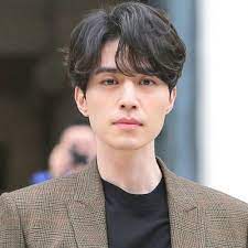 From the ridiculously popular kpop hairstyles for guys to the two block haircut, the reality is. 19 Populer Korean Hairstyle Men New Korean Men Hairstyle Korean Hairstyle Korean Wavy Hair