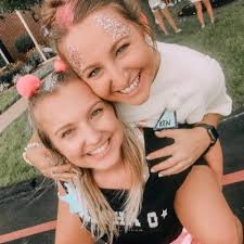 Bethany Stone (@bethany__stone)