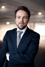 Hvis du har henvendelser til departementet, må de tas på. Torbjorn Roe Isaksen Store Norske Leksikon