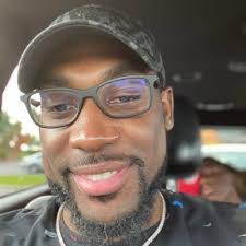 Dwight Tolbert's Instagram, Twitter & Facebook