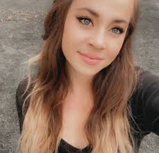 I'm so thrilled to announce I've just had confirmation from our other  fiddle tutor for 2025... Sarah Naylor (von Racknitz) will be