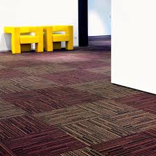 From shag carpet to traditional styles, lowe's has everything you need, including carpet runners. 4 Ways To Lay Carpet Tiles Bricoflor Uk Bricoflor Uk Blog