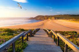 Hübsche städtchen, feinsandige strände und sonne pur locken die meisten feriengäste hierhin. á… Die Schonsten Strande An Der Algarve Urlaubsguru