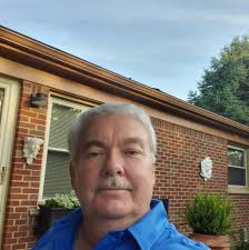 What are some alternative halls and caterers for the St Andrew High Alumni  reunion in Michigan?