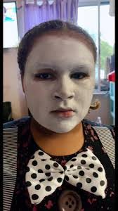 Alana Hitsman's Instagram, Twitter & Facebook