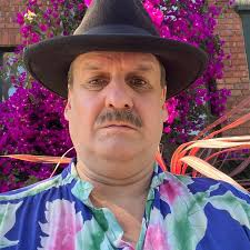 Martin WeItzman (@martinphotographer)