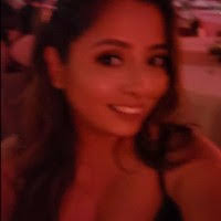 Krystal Lockett's Instagram, Twitter & Facebook