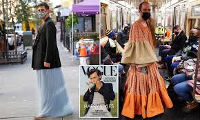 A windswept harry styles clad in a baby blue gucci dress graces the december cover of vogue. Two Brave Men Recreate Harry Styles Controversial Vogue Shoot By Wearing Dresses In New York City Daily Mail Online