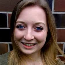 Lisa Altmann's Instagram, Twitter & Facebook