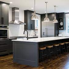 Your first consideration when choosing island lighting should be color and style. Top 50 Best Kitchen Island Lighting Ideas Interior Light Fixtures Top 50 Best Kitchen Islan Kuche Mit Insel Kuchendesign Kuchen Design