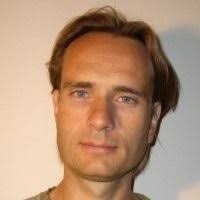 8100+ profilů „Merkel“