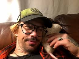 Sooo I was just given an adult male rat that was purchased as a feeder rat.  Always wanted a rat but had no idea I was about to have one thrust into