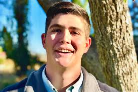 The livestock industry is a very diversified place to be. One person in  particular who has seen nearly every side of the industry is no other than  Mr. Chris Mullinix. The team