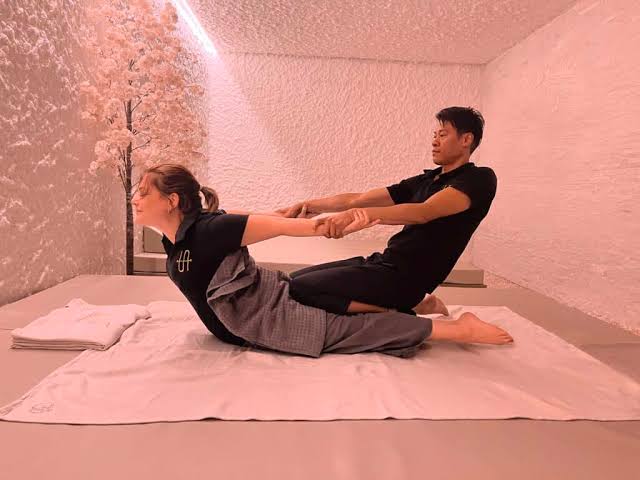 Looking for a wonderful Thai Massage?