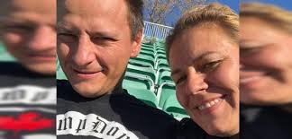 Hombre le pidió a su esposa antes de morir que le quitara la piel para  preservar tatuajes