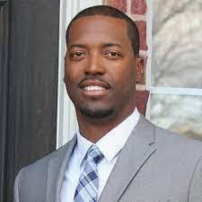 Demond Mack's Instagram, Twitter & Facebook