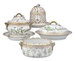Flora Danica Porcelain Dinner Service By Royal Copenhagen Porcelain Since 1912 M S Rau Antiques Royal Copenhagen Flora Danica Royal Copenhagen Porcelain