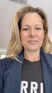 Dianne Dill's Instagram, Twitter & Facebook