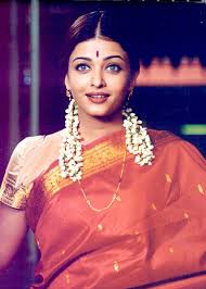Aishwarya Rai Red Sari Aishwarya Rai Looks Like Tamil Girl In Red Saree Photos Most Beautiful Indian Actress Beautiful Indian Actress Aishwarya Rai Hairstyle