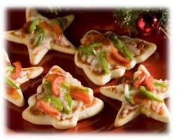 These cute christmas food ideas satisfy in more ways than one! 25 Christmas Appetizers Easy Holiday Party Recipes Living Locurto